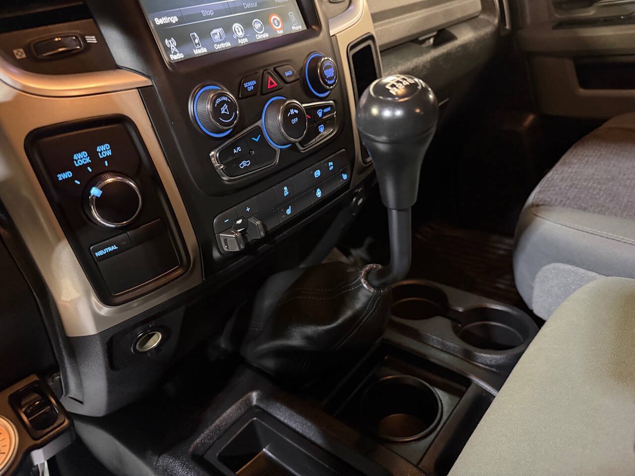 Used 2014 RAM 3500 Big Horn AWD/4WD image 45