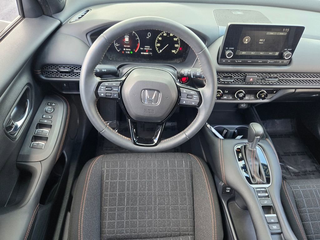 Used 2025 Honda HR-V Sport image 15