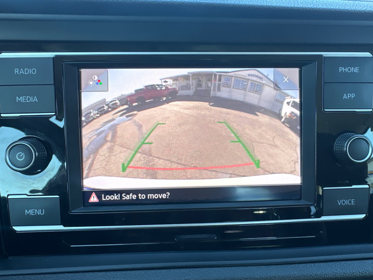 Used 2024 Volkswagen Jetta S image 23