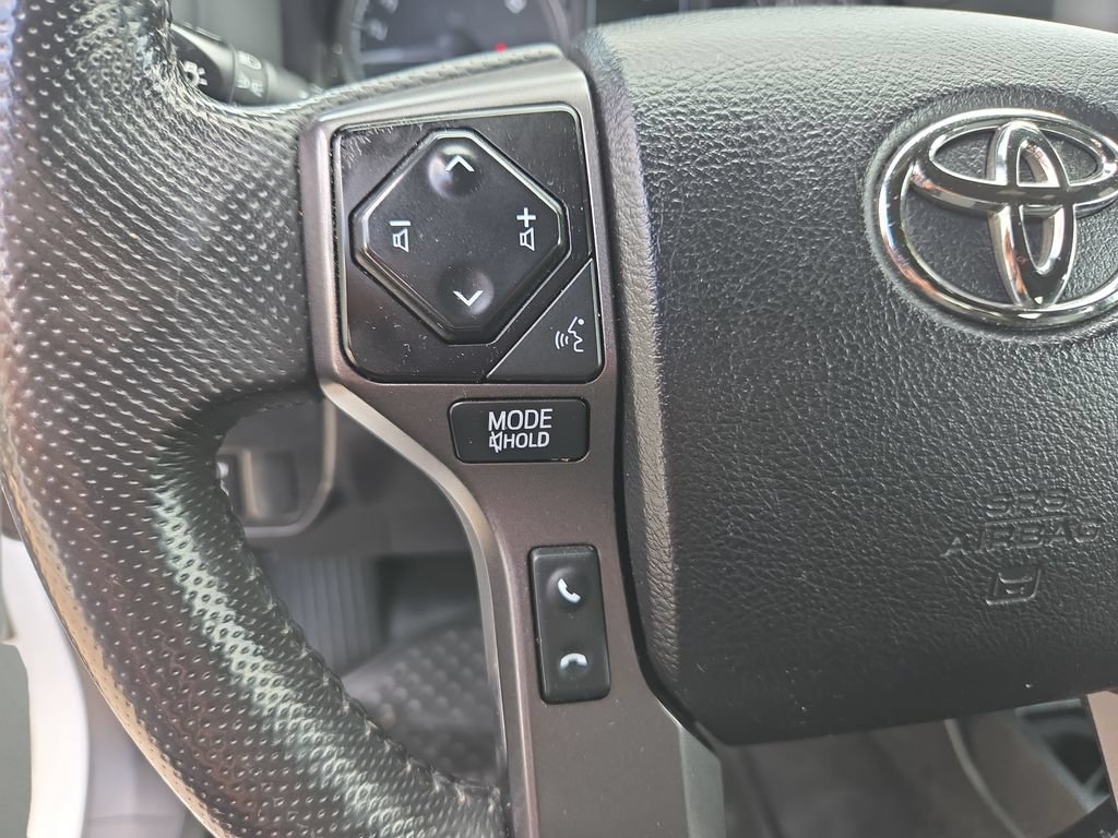 Certified 2022 Toyota Tacoma TRD Off-Road RWD image 17