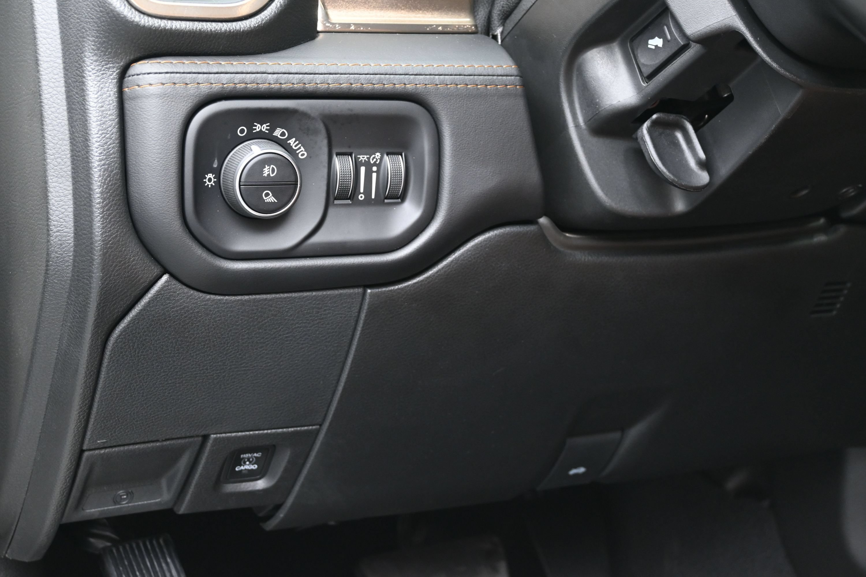 Used 2022 RAM 2500 Limited AWD/4WD image 23
