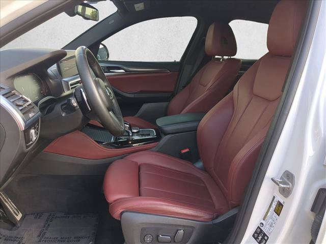 Used 2024 BMW X4 xDrive30i w/ M Sport Package AWD/4WD image 17