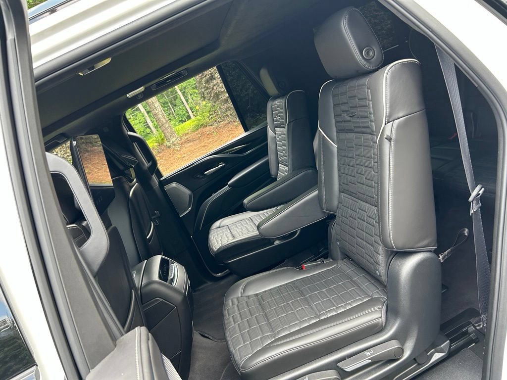 Used 2024 Cadillac Escalade Sport Platinum w/ LPO, ONYX Package AWD/4WD image 44