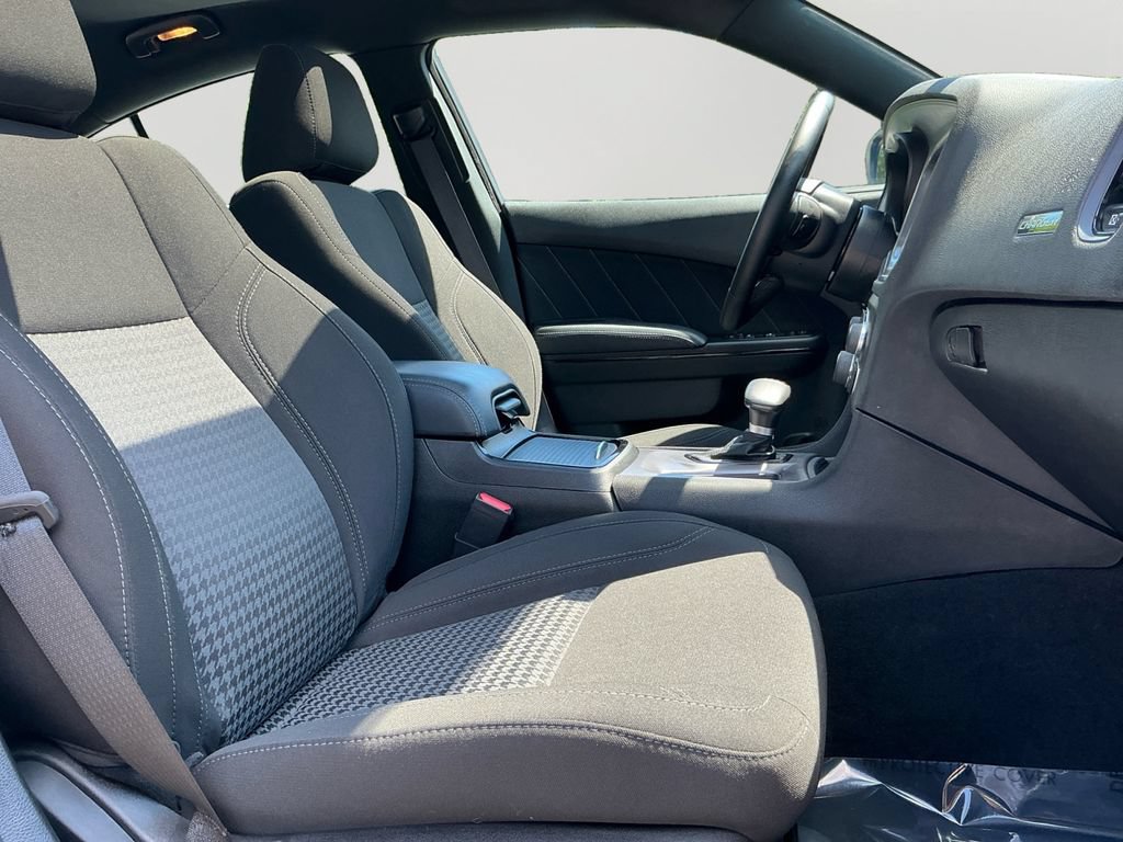 Used 2023 Dodge Charger SXT w/ Blacktop Package RWD image 12