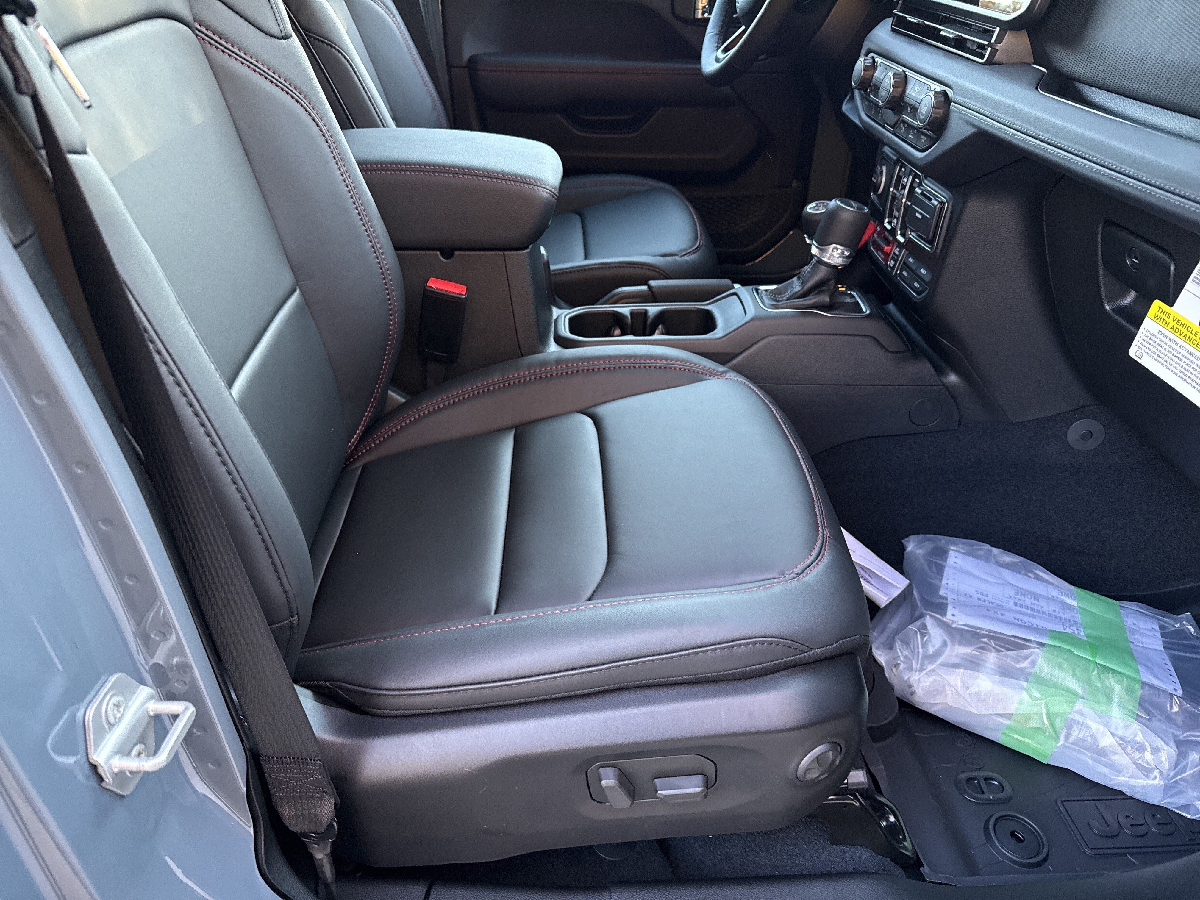 New 2026 Jeep Gladiator Rubicon AWD/4WD image 16