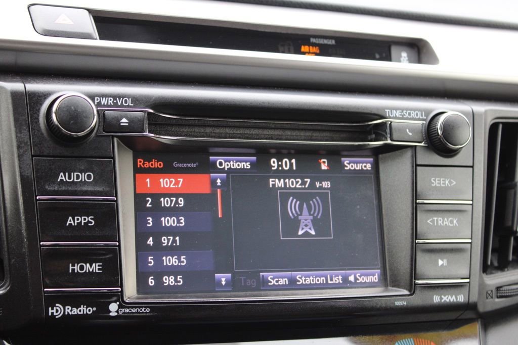 Used 2016 Toyota RAV4 XLE image 39