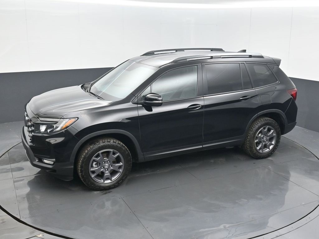 Used 2024 Honda Passport TrailSport image 12