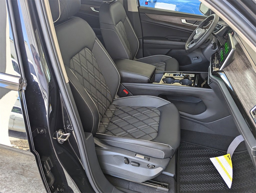 New 2025 Volkswagen Atlas SEL Premium R-Line image 42