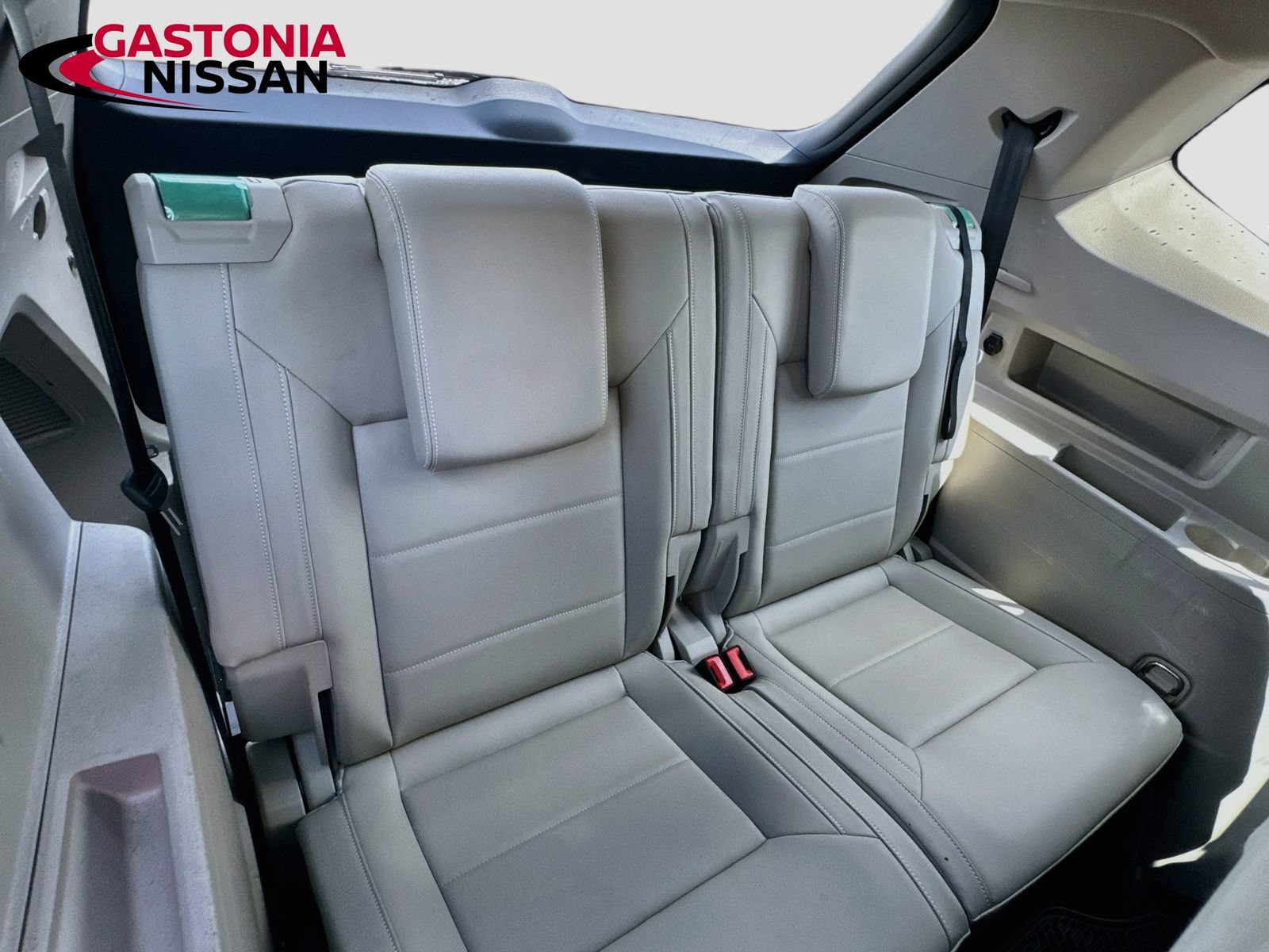 Used 2023 Volkswagen Atlas SE w/ Panoramic Sunroof Package FWD image 35