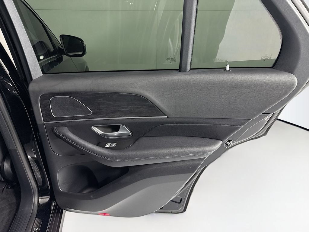 Used 2025 Mercedes-Benz GLE 350 4MATIC image 28