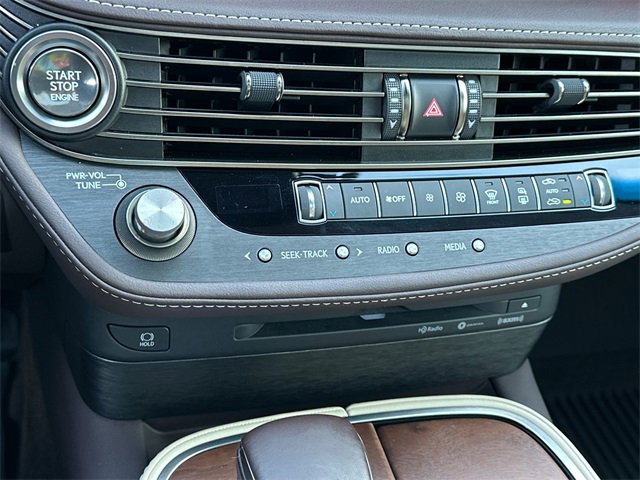 Used 2019 Lexus LS 500 image 32