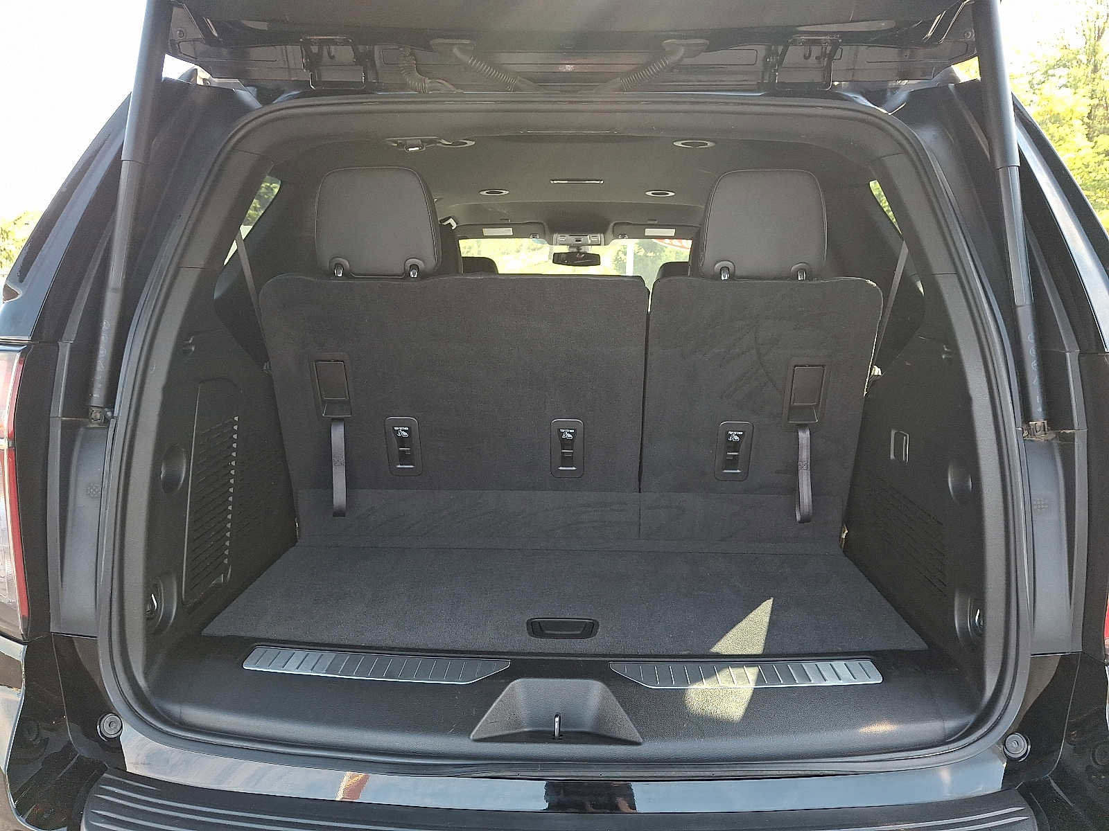 Used 2021 Chevrolet Tahoe RST image 28