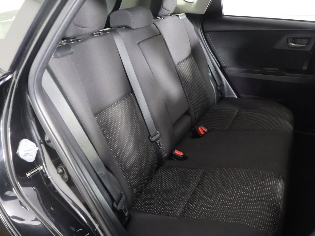 Used 2017 Toyota Corolla iM image 27