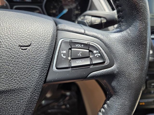 Used 2017 Ford Escape Titanium FWD image 30
