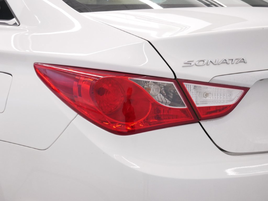 Used 2013 Hyundai Sonata GLS w/ Popular Equipment Pkg FWD image 14
