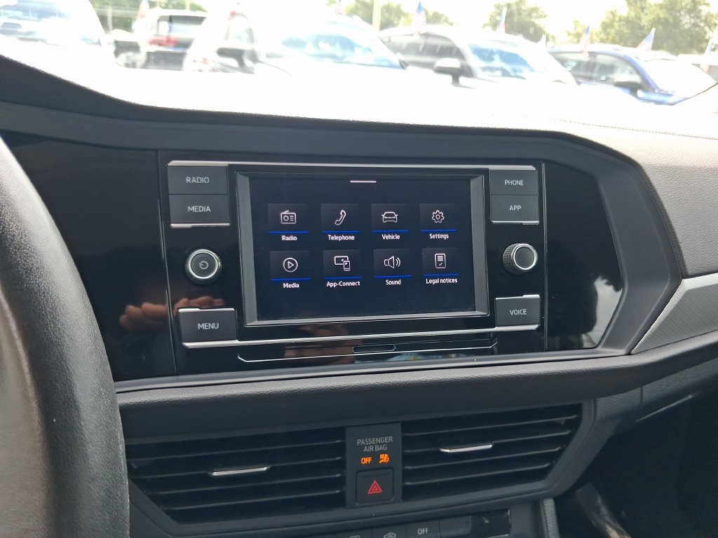Certified 2024 Volkswagen Jetta S FWD image 15