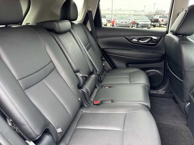 Used 2018 Nissan Rogue SL image 22