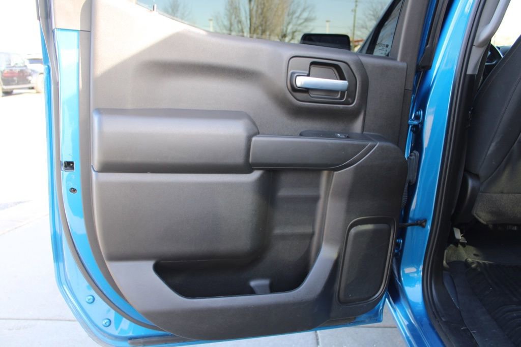 Used 2022 Chevrolet Silverado 1500 Custom w/ LPO, Dark Essentials Package image 25
