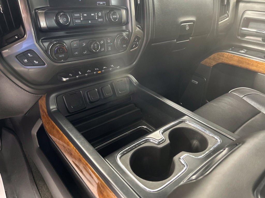 Used 2018 Chevrolet Silverado 1500 High Country AWD/4WD image 30