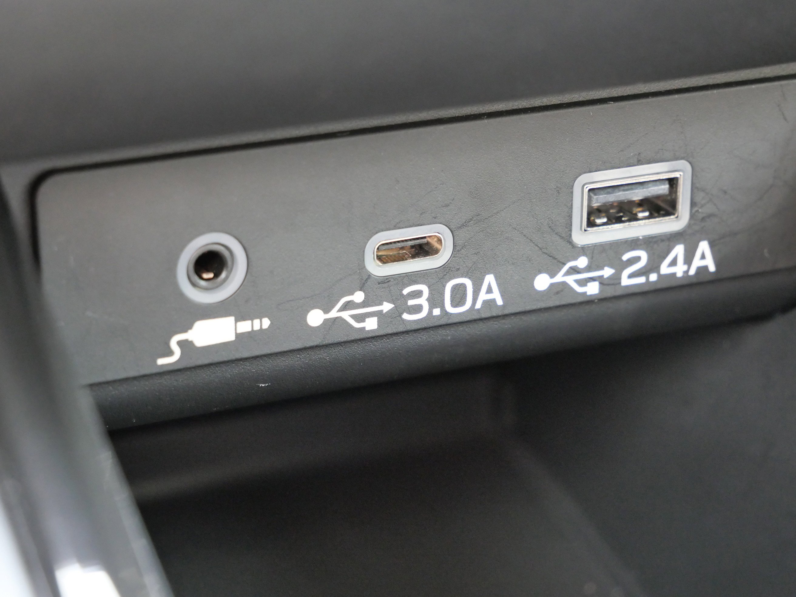 Used 2024 Subaru Outback Premium image 24