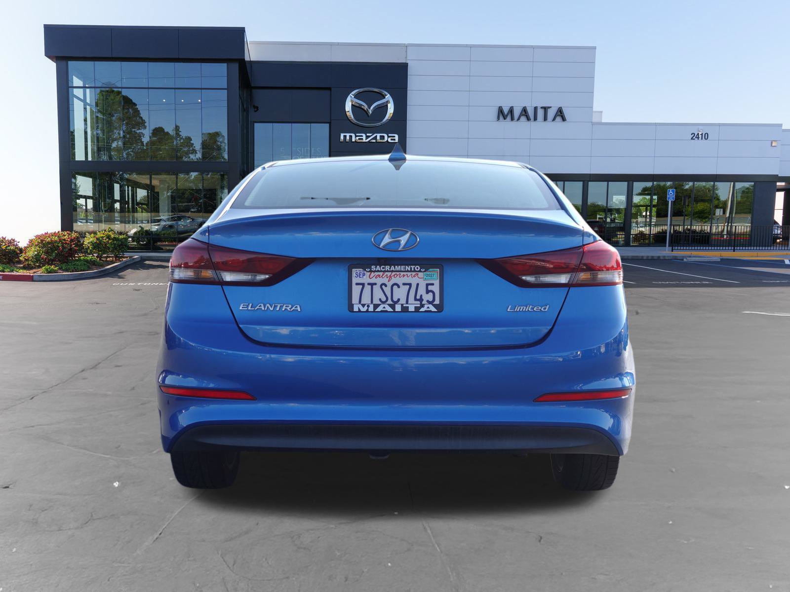 Used 2017 Hyundai Elantra Limited FWD image 4