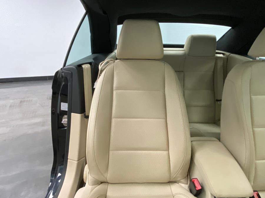 Used 2016 Volkswagen Eos Komfort image 33