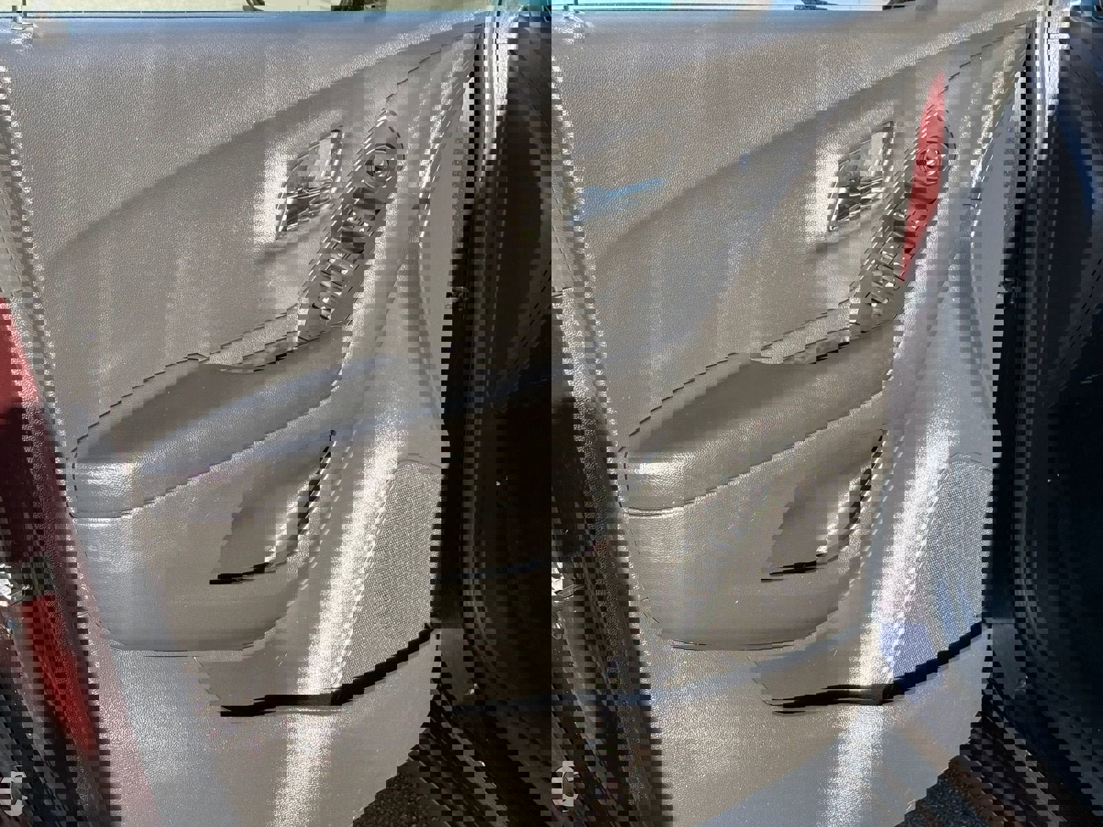 Certified 2022 Chevrolet Trax LT w/ LT Convenience Package AWD/4WD image 15