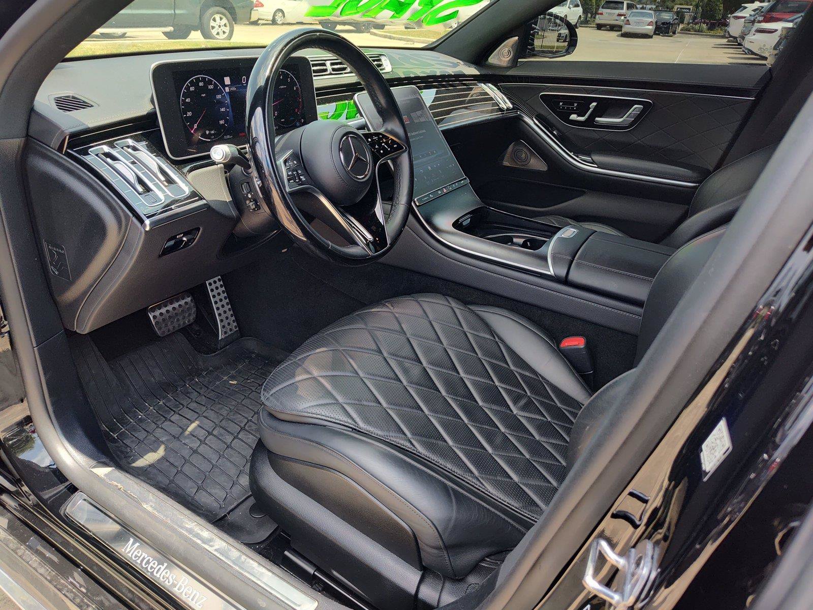 Used 2021 Mercedes-Benz S 580 4MATIC Sedan image 2