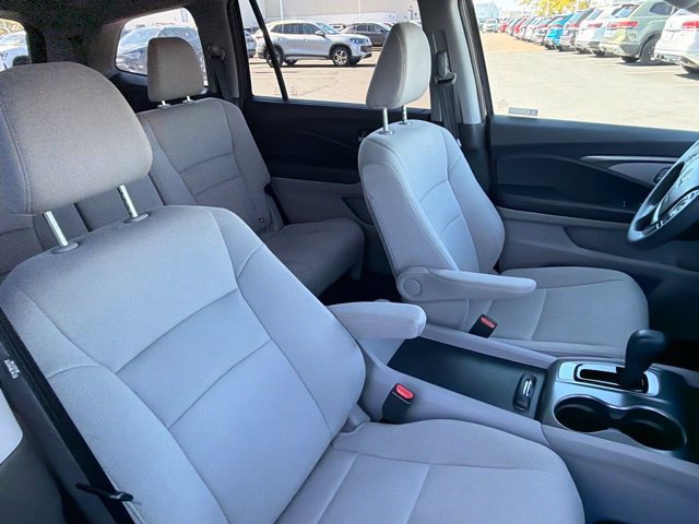 Used 2017 Honda Pilot LX image 16