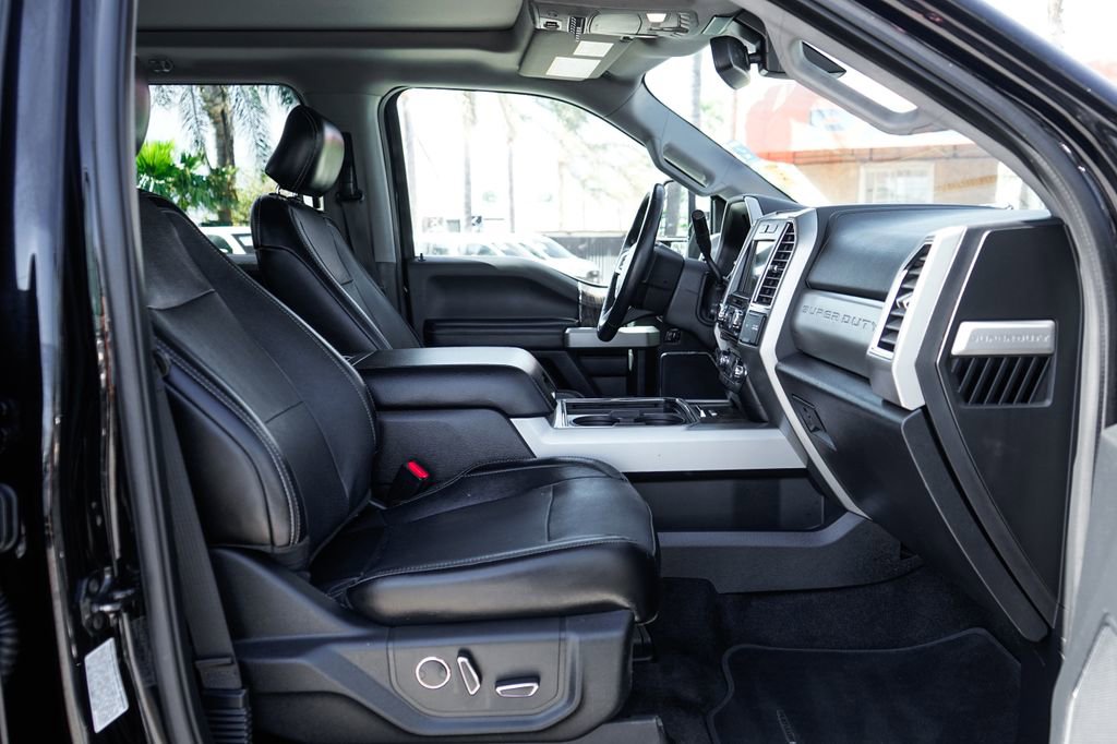 Used 2017 Ford F350 Lariat w/ Lariat Ultimate Package image 42