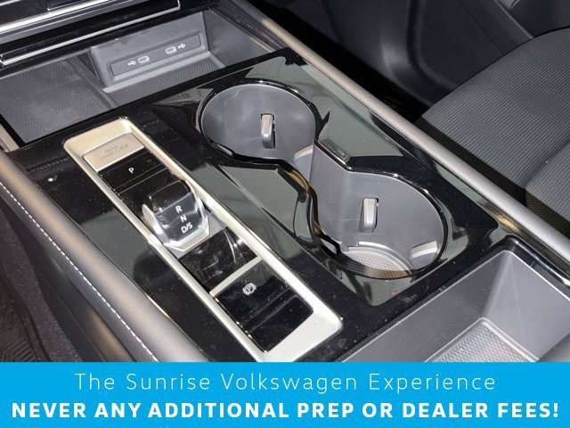 New 2024 Volkswagen Atlas Cross Sport SEL R-Line image 16