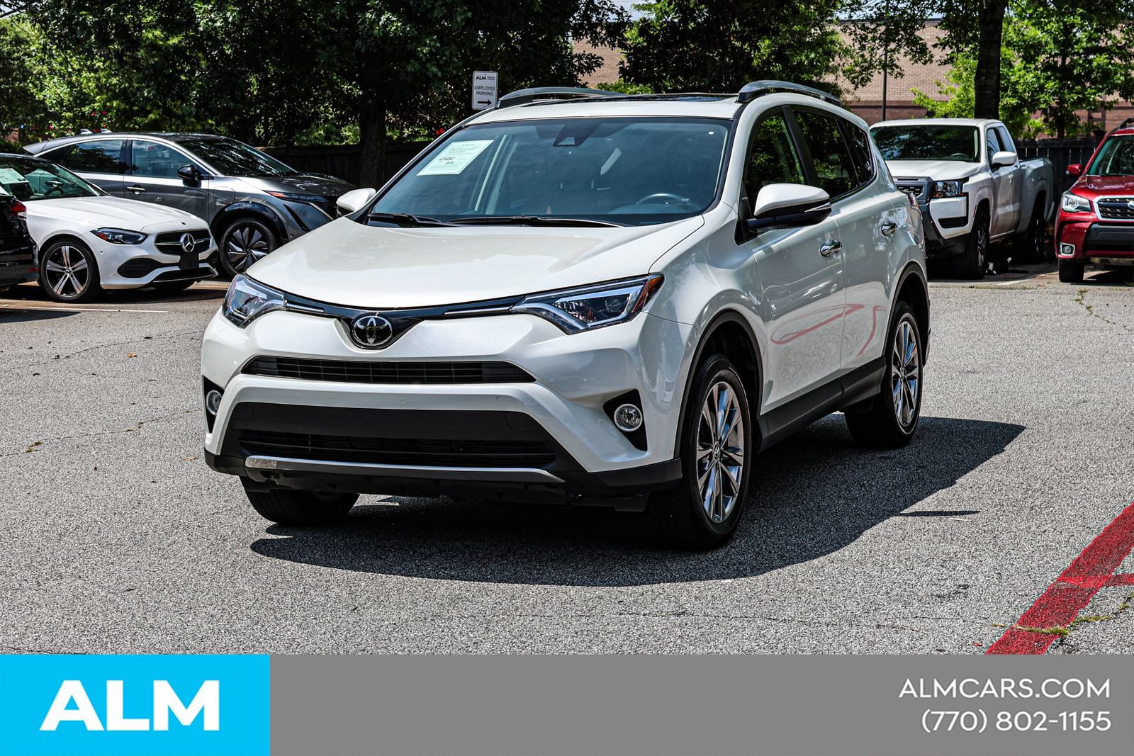 Used 2018 Toyota RAV4 Limited FWD image 3