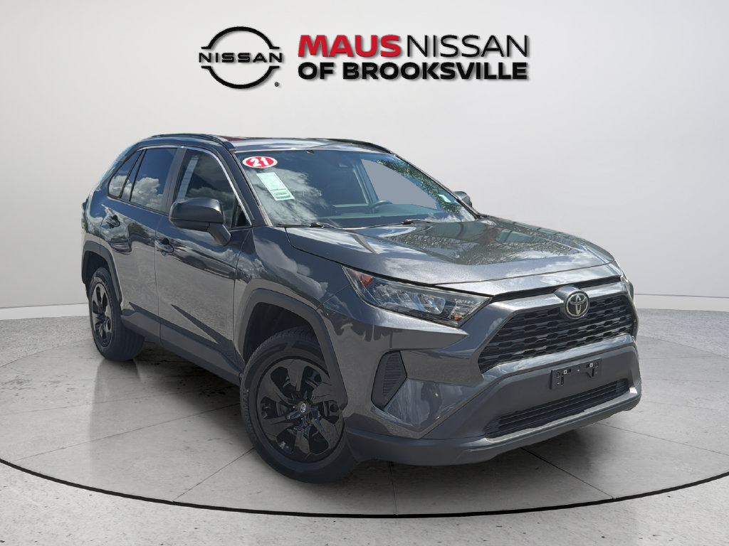 Used 2021 Toyota RAV4 LE AWD/4WD image 1