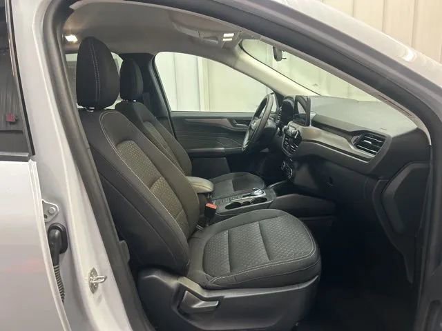 Used 2025 Ford Escape Active image 16