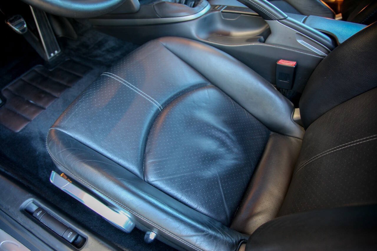 Used 2007 Porsche Cayman RWD image 32