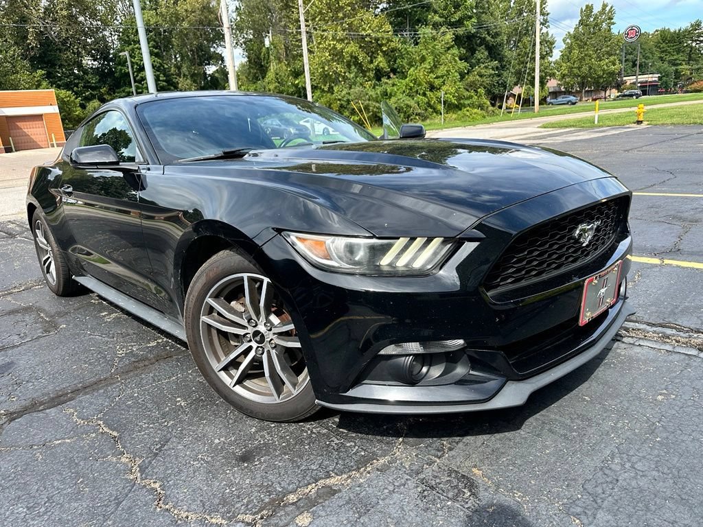 Used 2017 Ford Mustang Premium RWD image 1