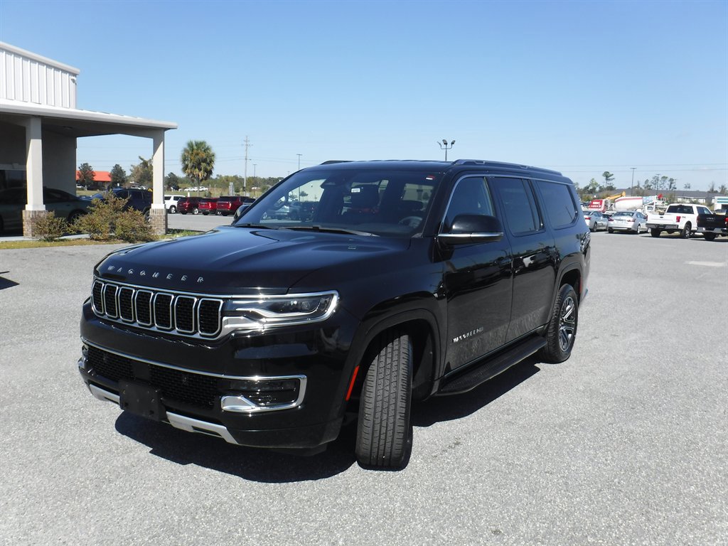 Used 2023 Jeep Wagoneer L Series II image 27