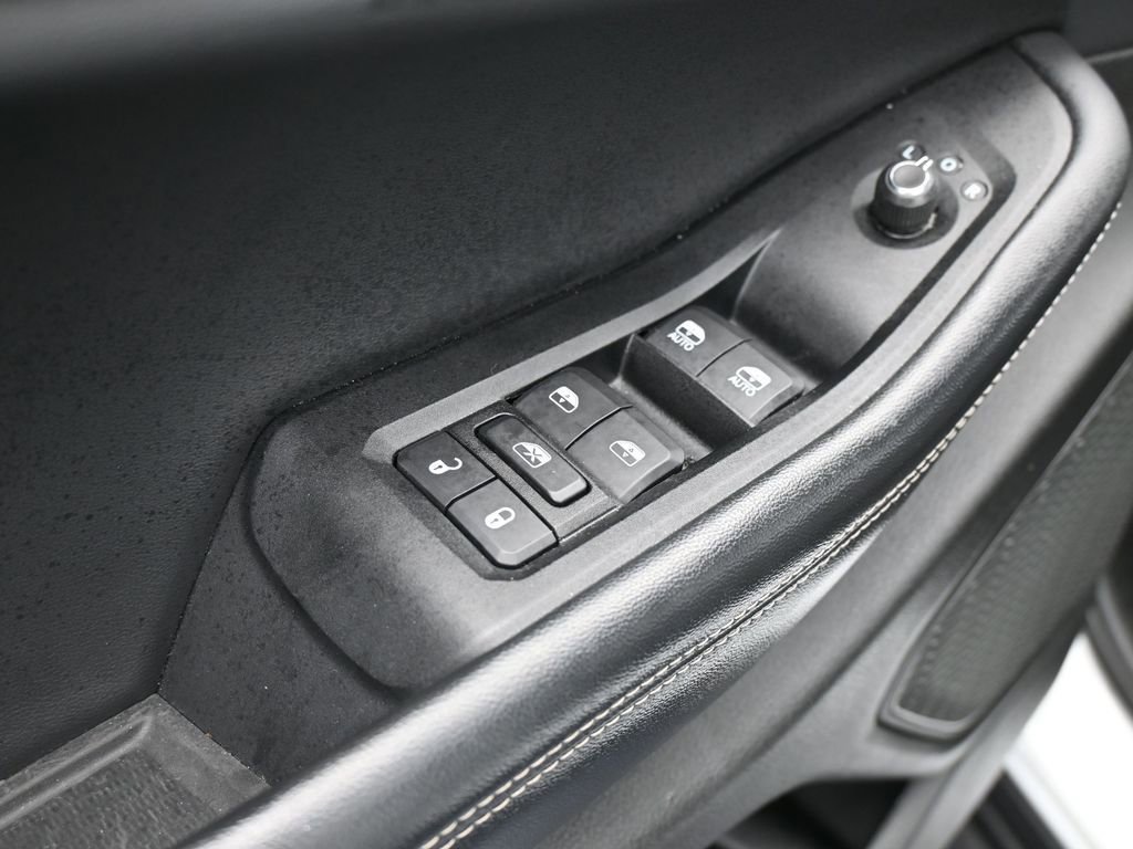 Used 2023 Jeep Grand Cherokee L Laredo RWD image 26