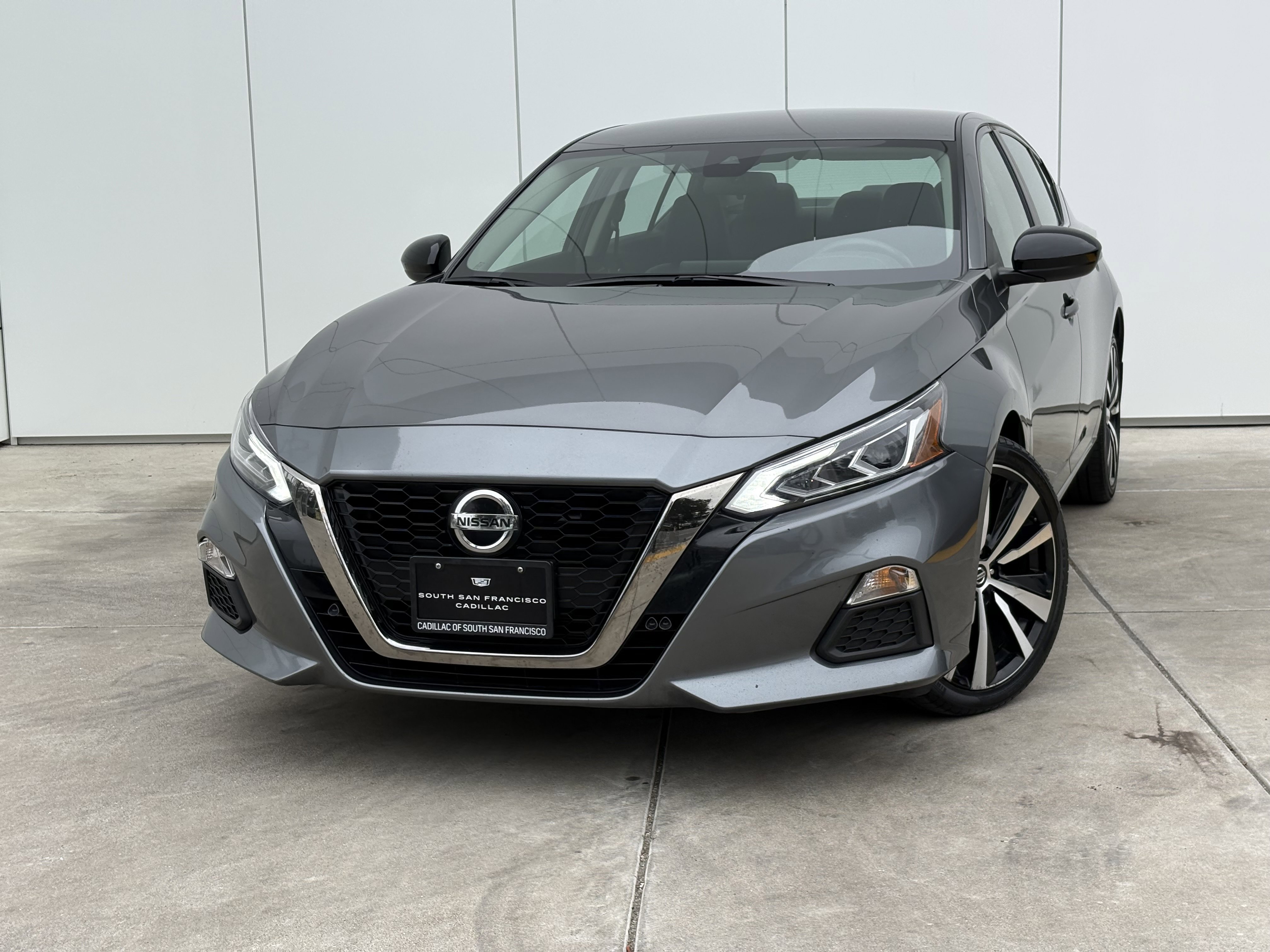 Used 2022 Nissan Altima 2.5 SR AWD/4WD image 1