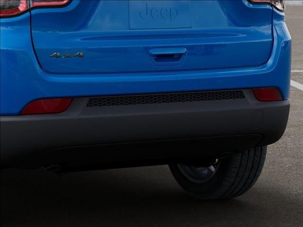 New 2026 Jeep Compass Limited AWD/4WD image 13