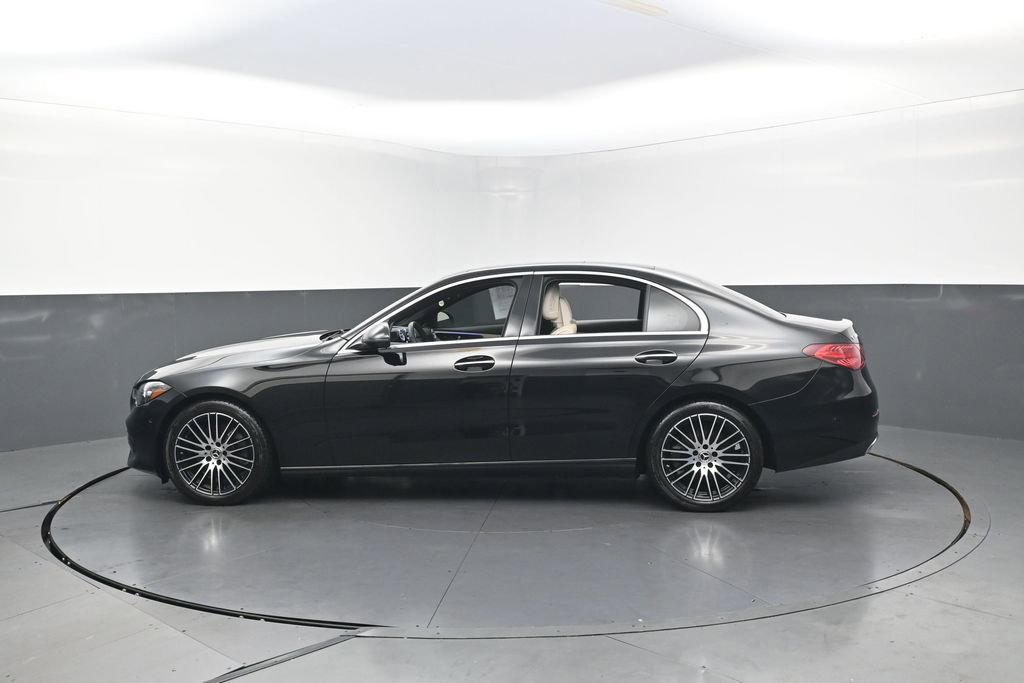 Used 2025 Mercedes-Benz C 300 4MATIC Sedan w/ Exclusive Trim Package image 10