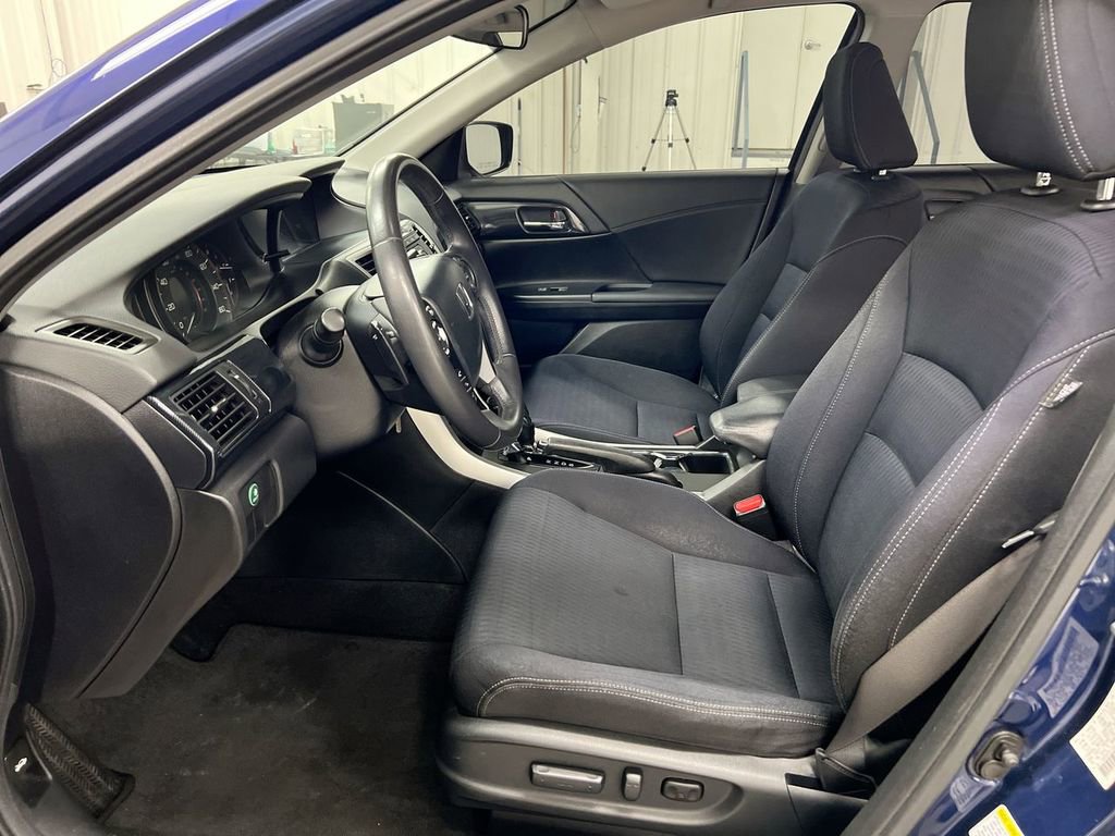 Used 2013 Honda Accord Sport image 19