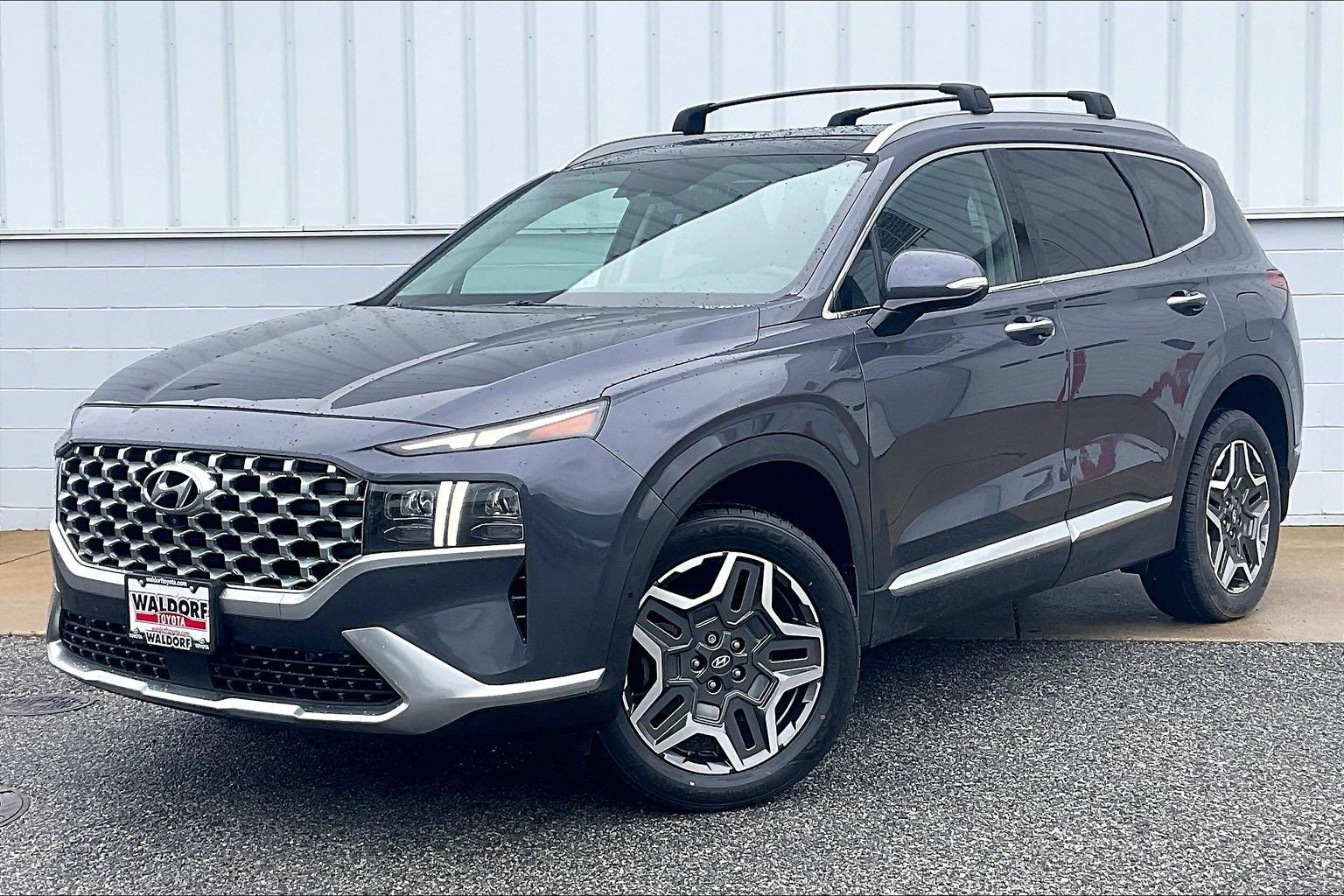 Used 2022 Hyundai Santa Fe Limited AWD/4WD image 2