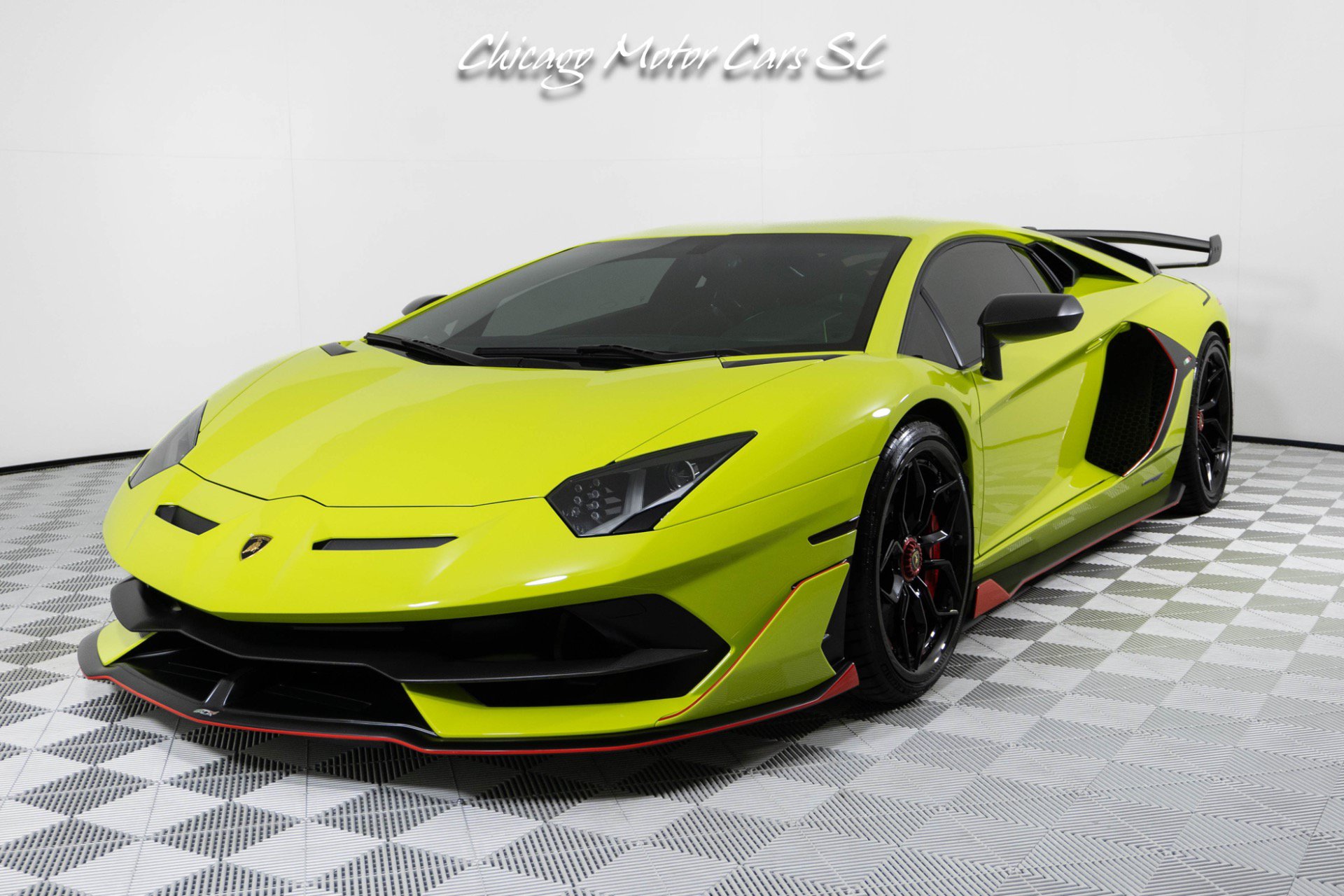 Used 2019 Lamborghini Aventador SVJ AWD/4WD image 8