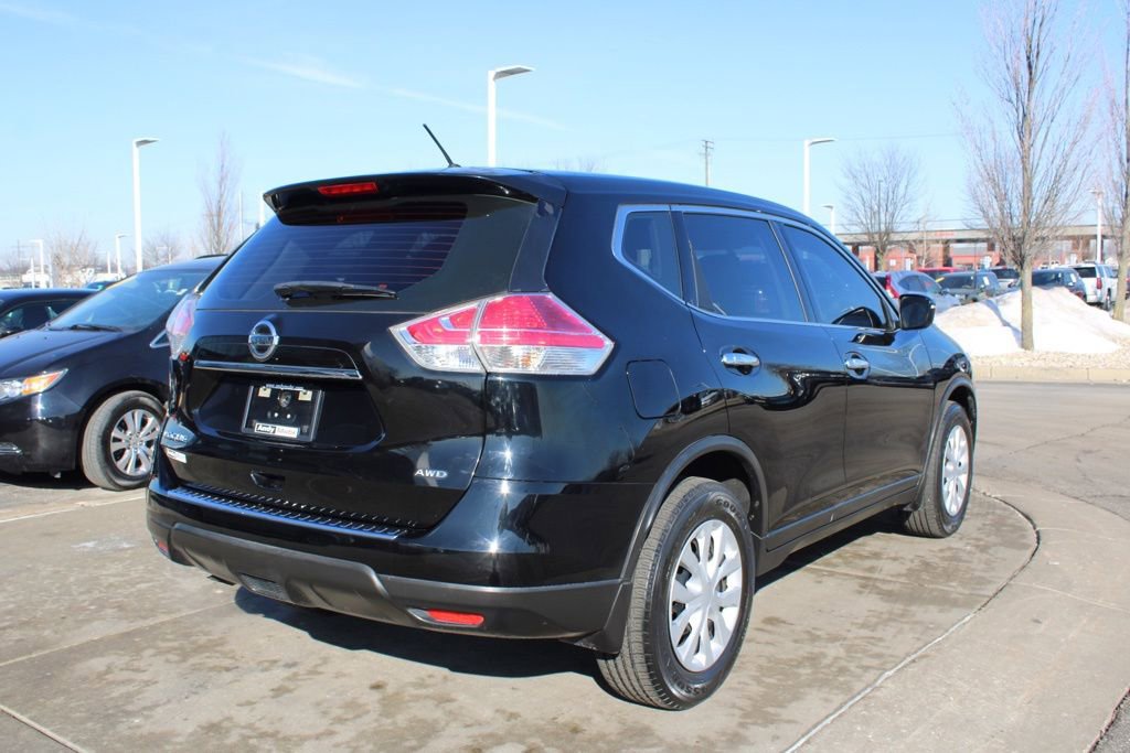 Used 2015 Nissan Rogue S image 7