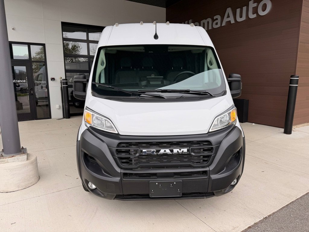 Used 2024 RAM ProMaster 3500 w/ Premium Convenience Group FWD image 2