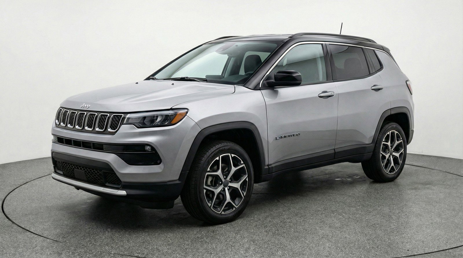 Used 2025 Jeep Compass Limited image 3