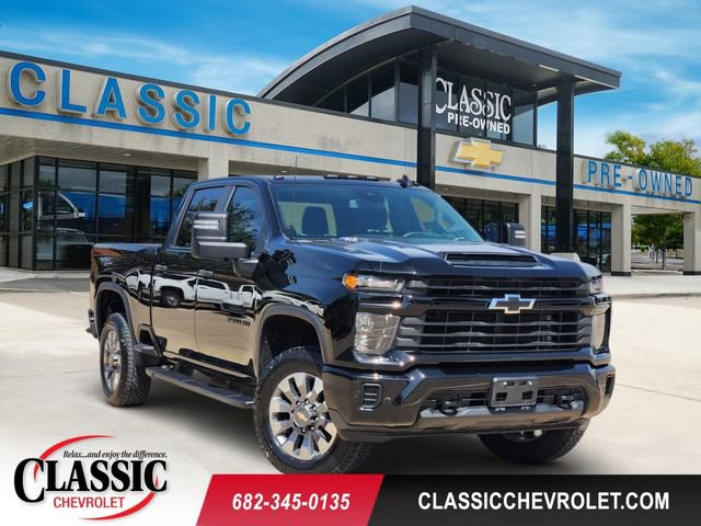 Used 2024 Chevrolet Silverado 2500 Custom w/ Custom Value Package
