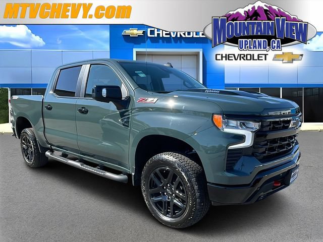 Used 2025 Chevrolet Silverado 1500 LT Trail Boss w/ LT Trail Boss Premium Package AWD/4WD image 1