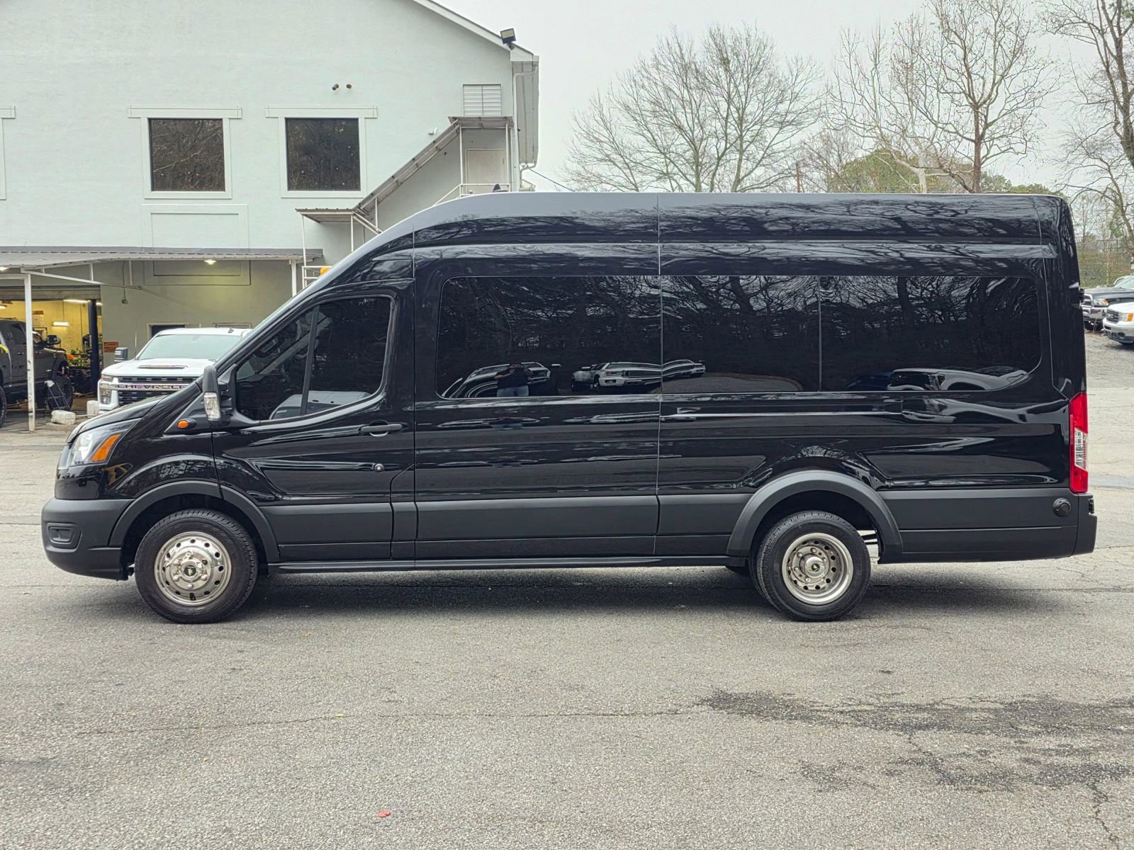 Used 2020 Ford Transit 350 XL image 5